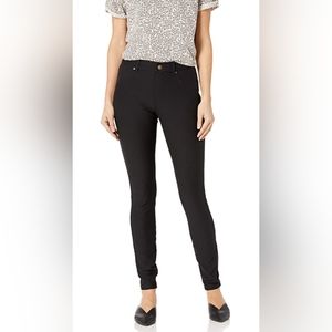 Hue Black Essential Denim Leggings!NWT!